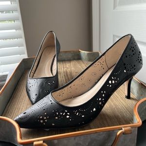Practically new Cole Haan Vesta Pump 65MM Black Lasercut Leather size 7 W16826